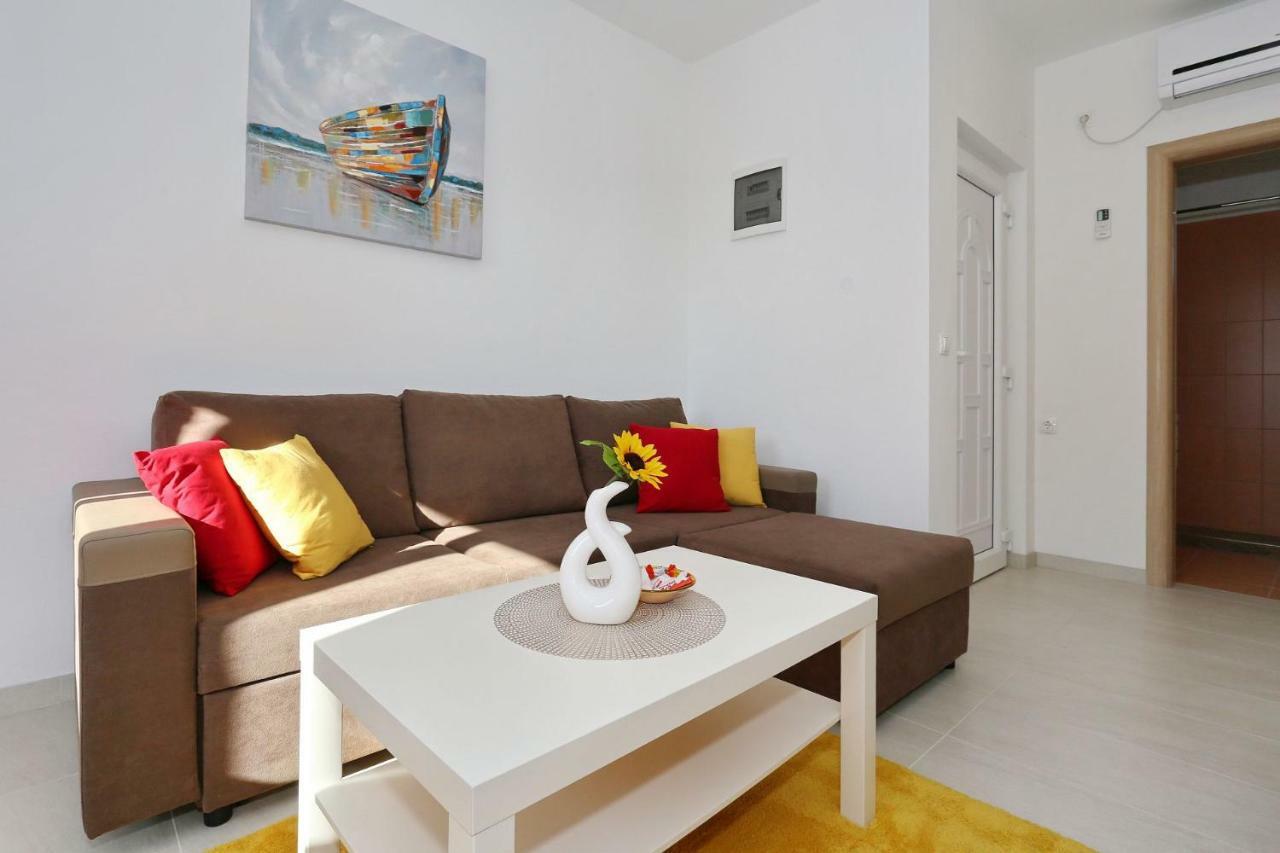 Villa Nivel Vir Exterior photo