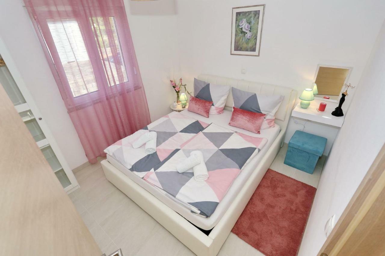 Villa Nivel Vir Exterior photo